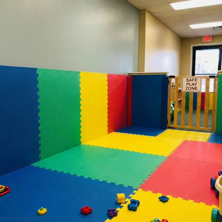 تفاوت فوم EVA و پلیاتیلن؛ کدام برای کفپوش بهتر است؟